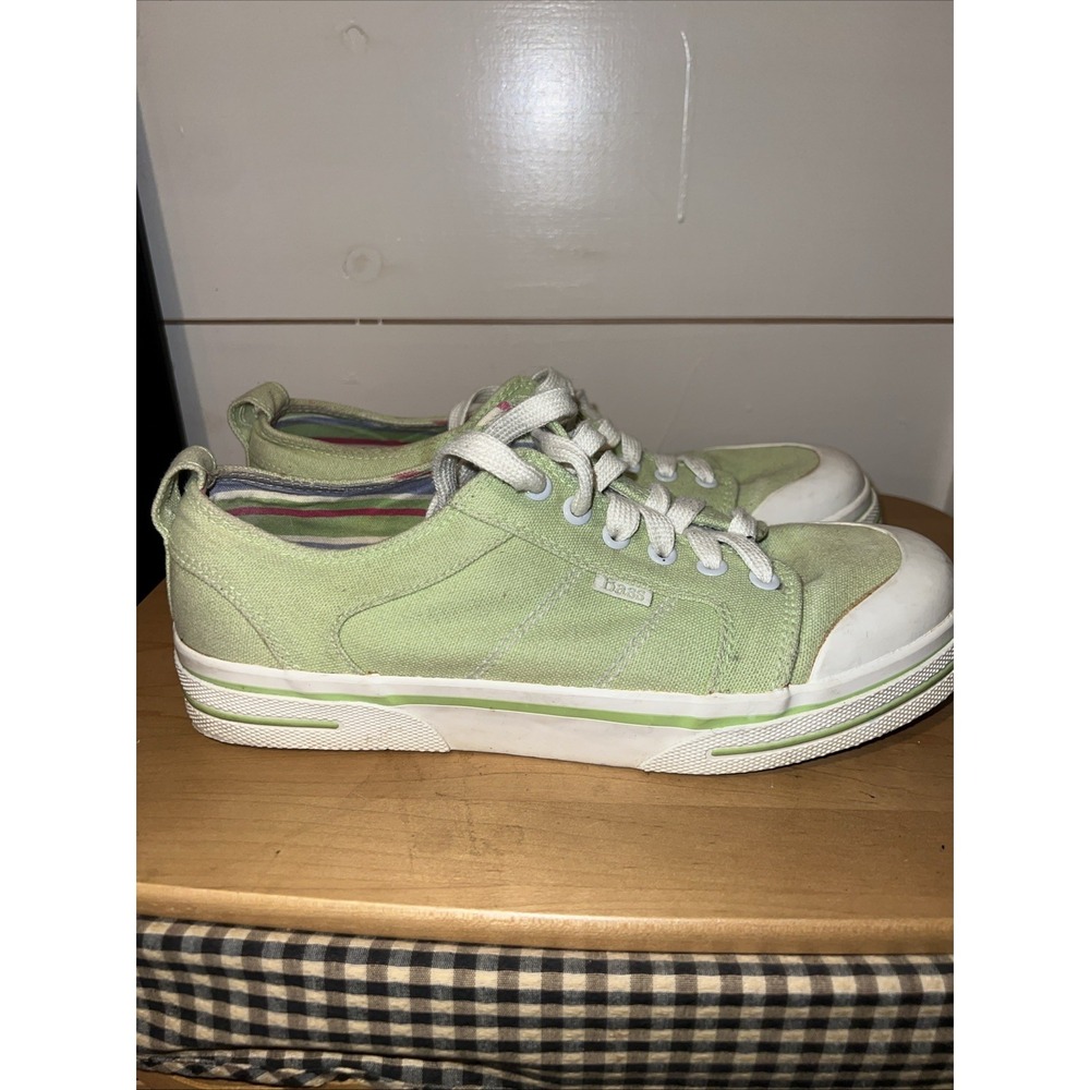 G. H. Bass Women's light green Zone canvas sneakers Size 9M #617505A/394